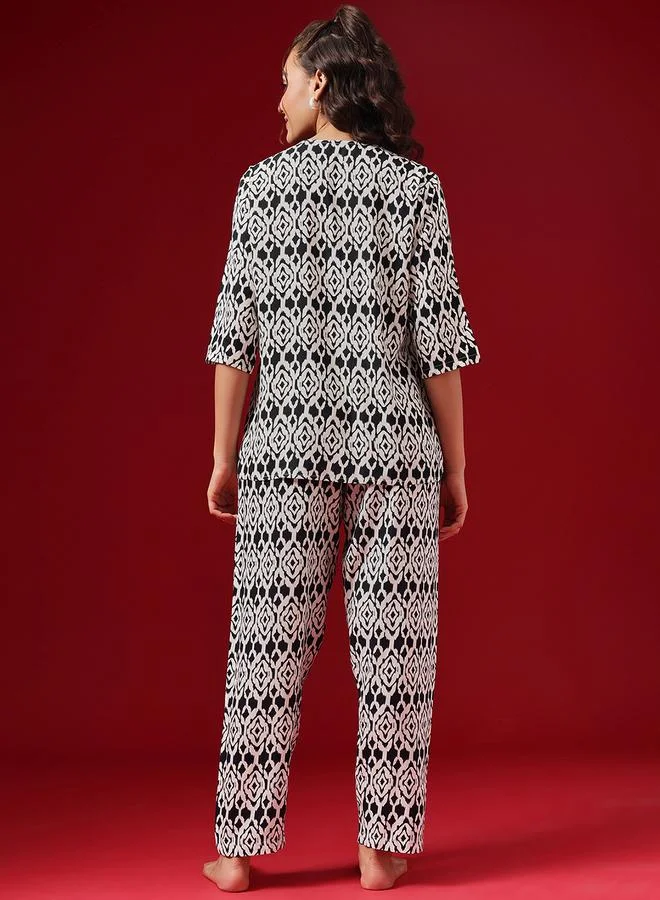 Clovia All Over Print Kurta Top and Pyjama Set